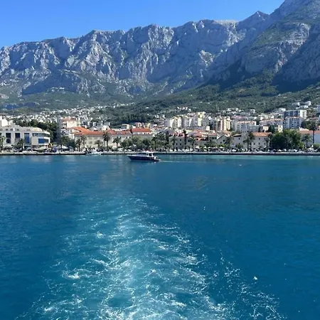 Elizabeta By Guide * Makarska