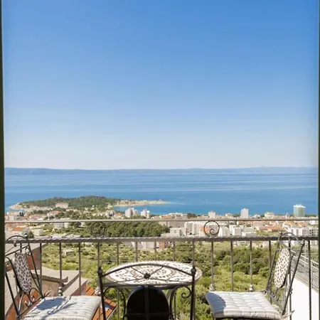 Elizabeta By Guide * Makarska