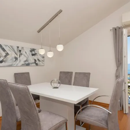 Elizabeta By Guide 别墅 *