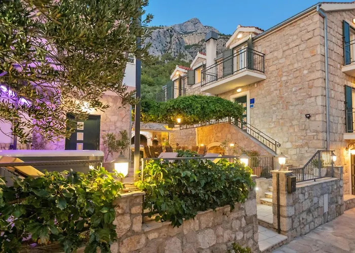 Elizabeta By Guide Villa *