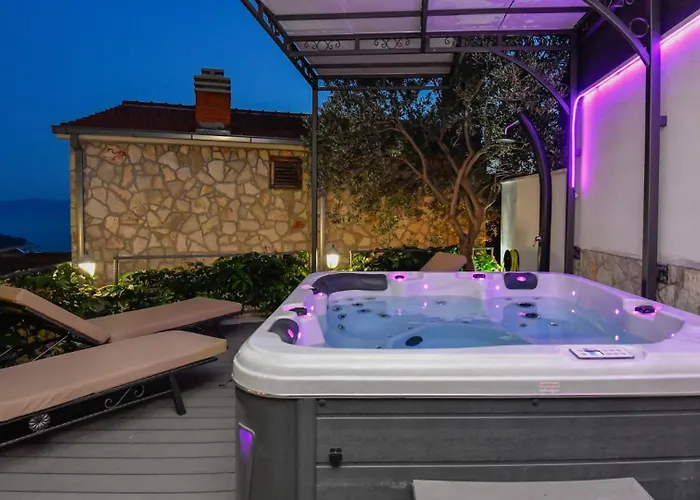 Elizabeta By Guide *