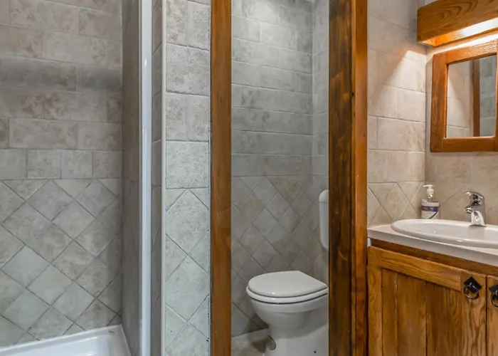 Elizabeta By Guide * מאקרסקה