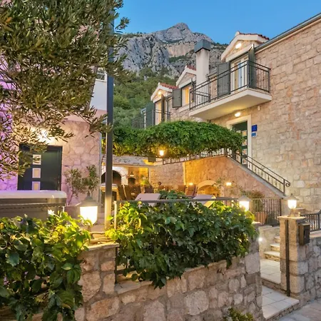 Elizabeta By Guide Villa *